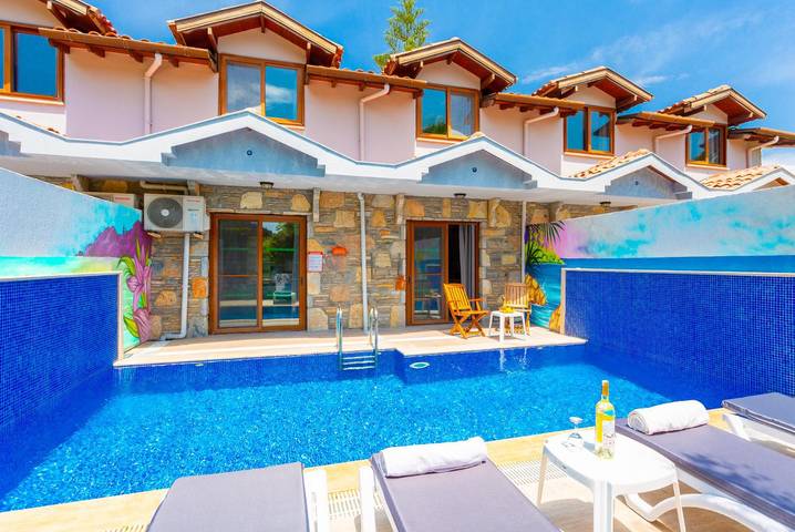 Villa für 4 Personen, mit Balkon - 1