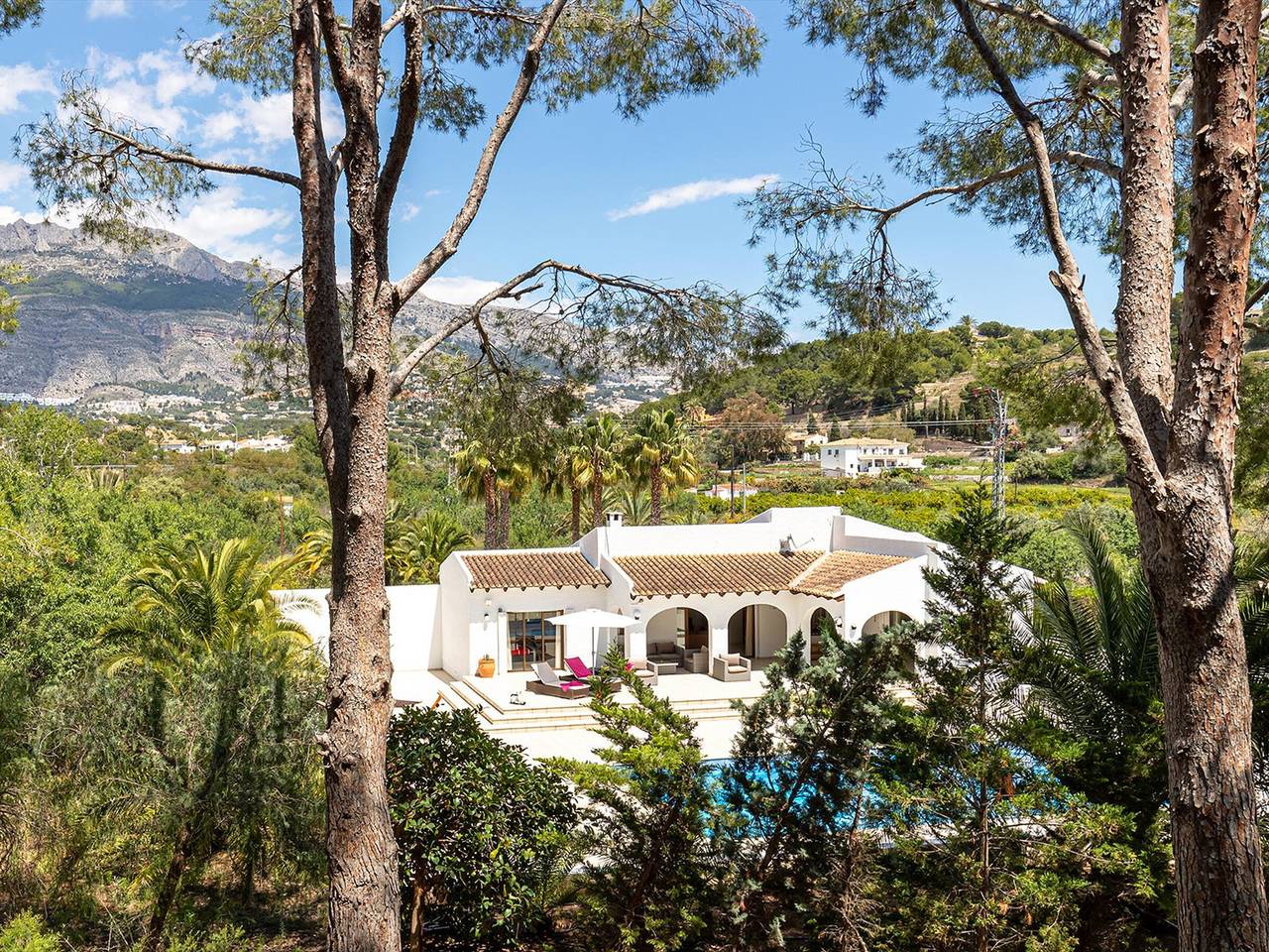 Rustikale Villa in Altea: privater Pool, Wlan, Haustiere erlaubt, Parkplatz, Klimaanlage in Platja L'Olla, Altea