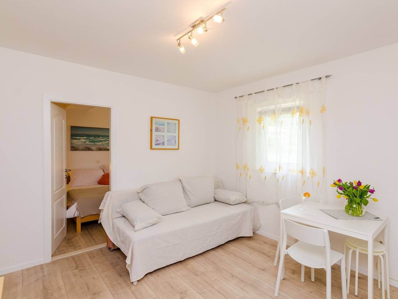 Ganze Wohnung, Color Apartments - One Bedroom Apartment with Terrace and Partial Sea View (Blue) in Mlini, Dubrovnik-Neretva