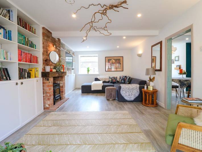 Cottage for 4 people, with garden, with pets in Leicestershire