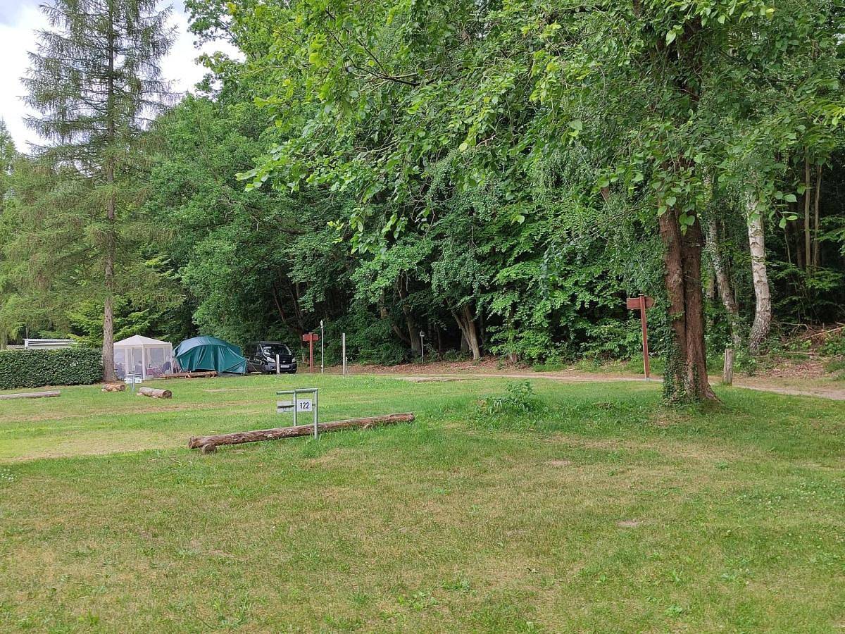 !Nur Stellplatz! Wohnwagen- & Mobil und Zelt Stellplatz "122", an der Mecklenburger Seenplatte in Himmelpfort, Ruppiner Seenland