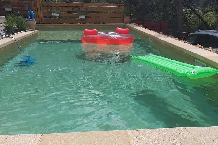 Ferienhaus für 4 Personen, mit Pool und Garten sowie Terrasse - 1