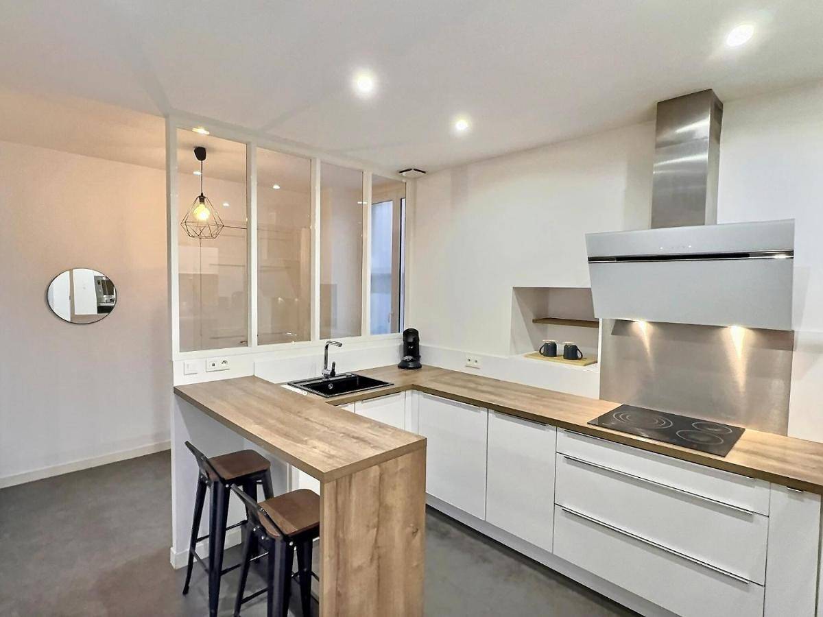 Appartement entier, Wonderhost, confort et points de vue remarquables in Pau, Béarn