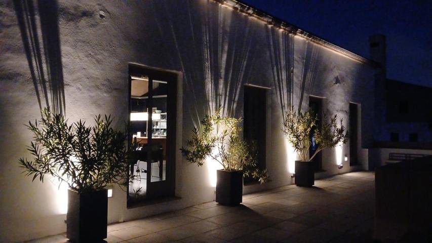 Location de vacances pour 6 personnes, avec piscine ainsi que vue et jardin à Paterna - 3