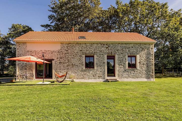 Gîte pour 4 personnes, avec jardin