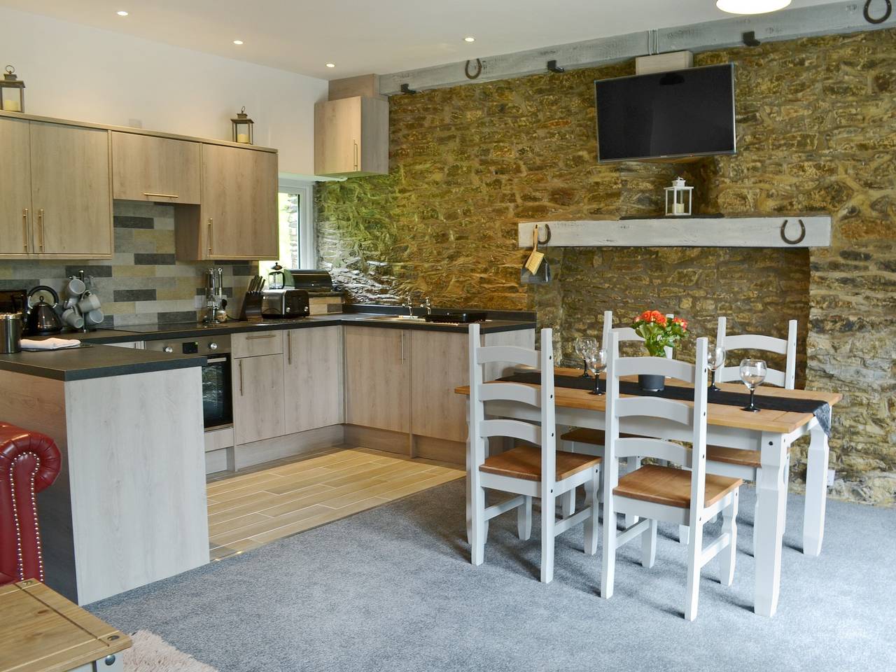 Rosecraddoc Manor - Stable  in Cornwall