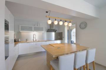 Maison De Vacances pour 8 Personnes dans Aix-les-Bains, Région de Chambéry, Photo 4