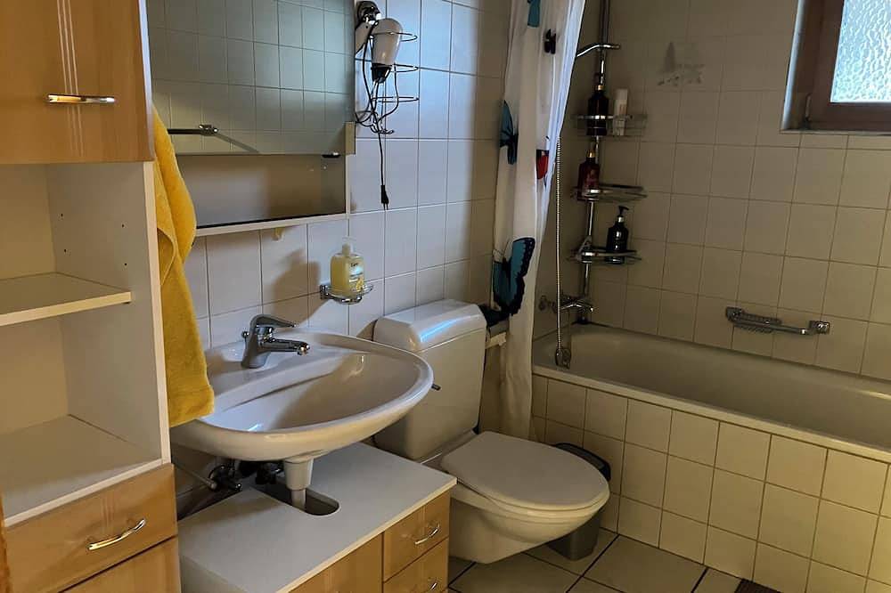 Ganze Wohnung, 4*Fewo in Frutigen, 5 Min. vom Dorf, Vermietung auch tageweise, familienfreundl. in Frutigen, Frutigen - Lenk - Adelboden