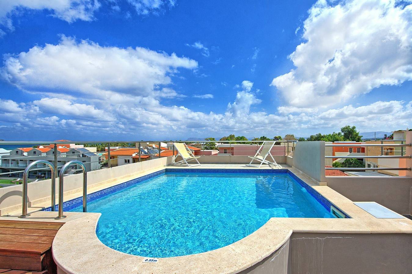 Villa für 8 Personen mit Terrasse in Agia Marina, Chania und Umgebung
