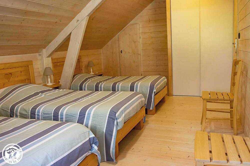 Chalet de Passiflore in Chambon-sur-Lac, Volcans d'Auvergne Regional Nature Park