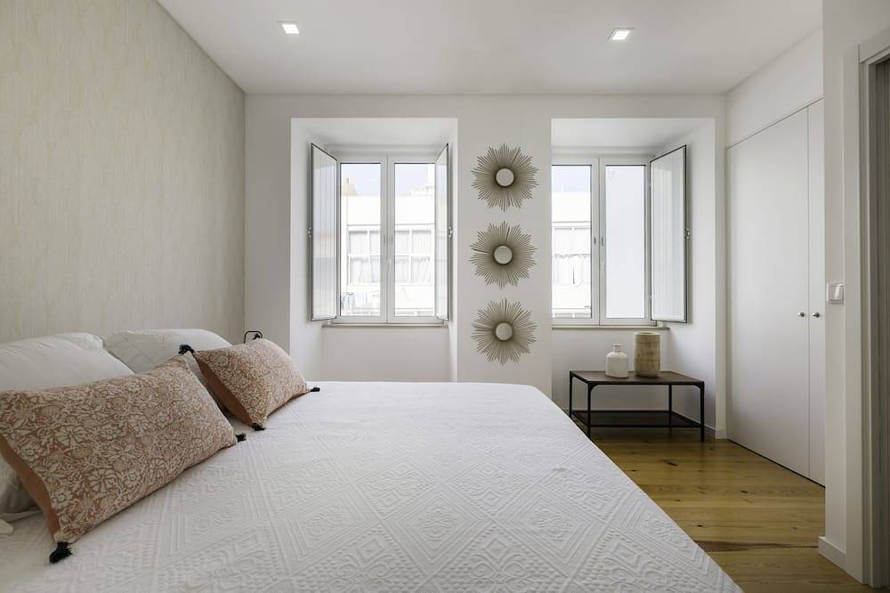 Entire apartment, Tile House 95, Penha de França in Lisbon, Costa de Lisboa