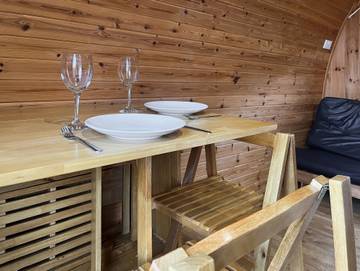 Holiday Rental for 4 People in Barrow-in-Furness, Cumbria, Photo 3