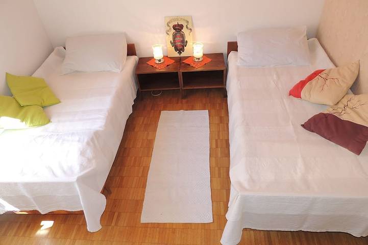 Ganze Wohnung, Villa Hortenzia - Apartment mit 3 Schlafzimmern, Terrasse und Meerblick in Dubrovnik, Grad Dubrovnik