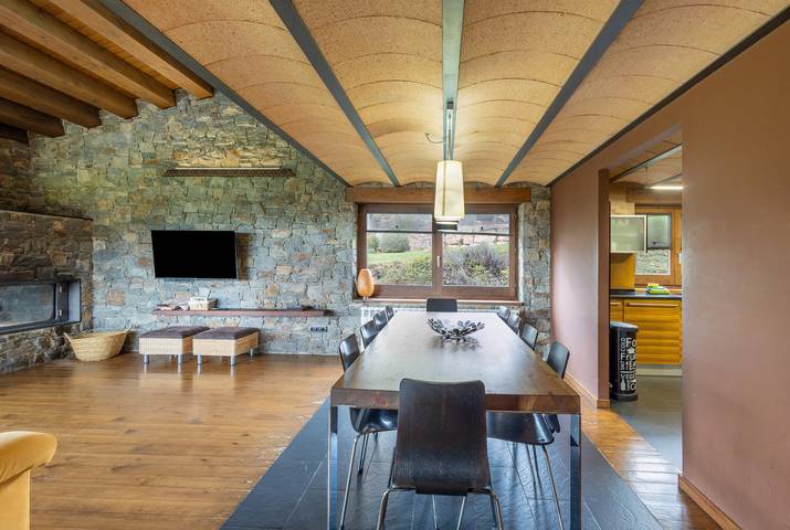 Chalet "Casa Campelles 2" avec vue sur les montagnes, terrasse partagée et Wi-Fi in Campelles, Pyrénées catalanes