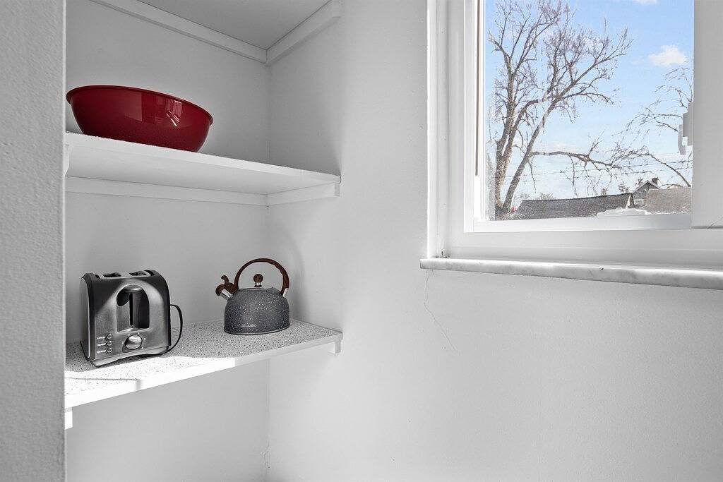 Ganze Wohnung, Contemporary 1Br, Fast Wifi, Pet-Friendly in Mount Clemens, Lake St. Clair