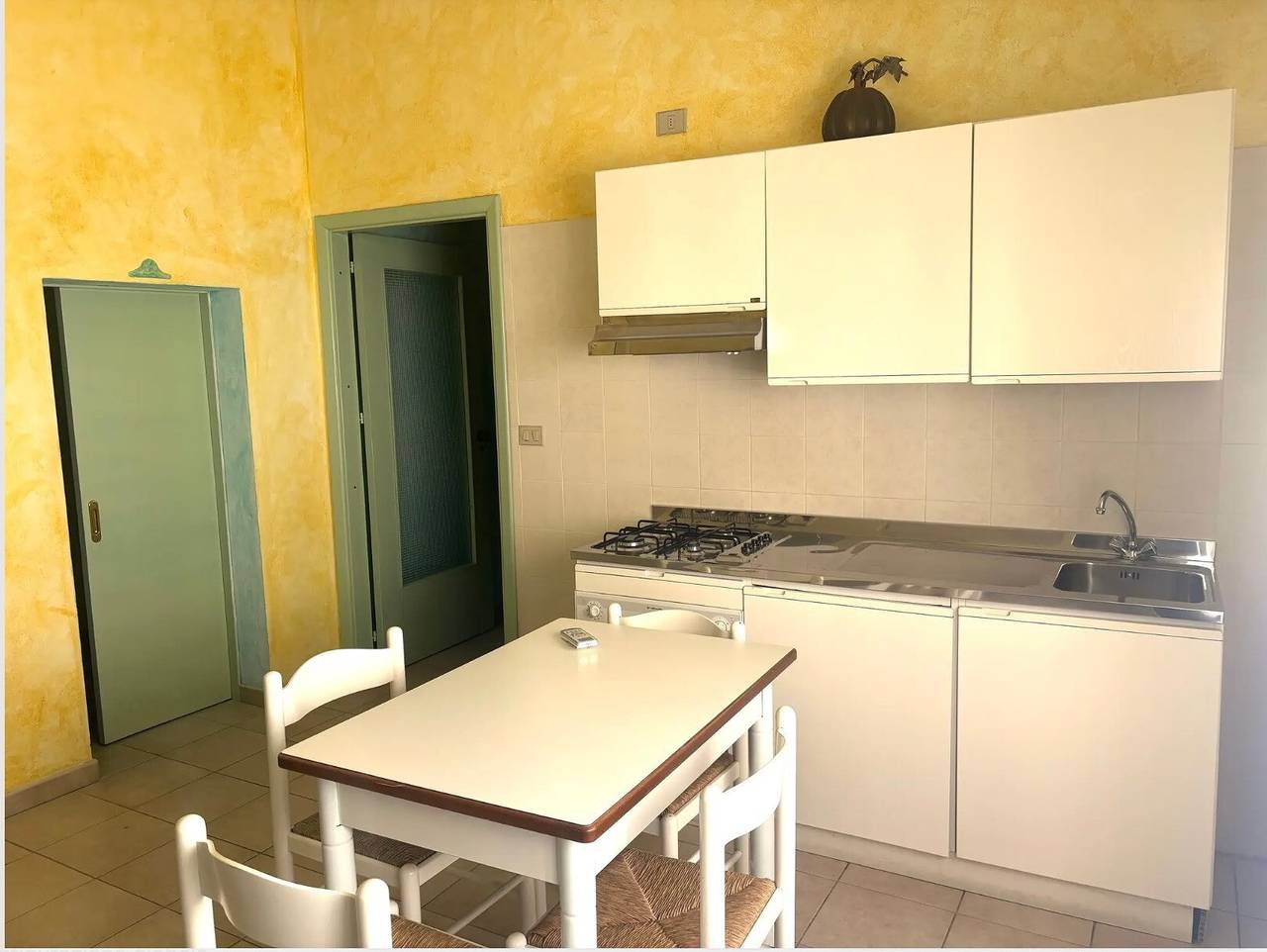 Ganze Wohnung, Apartment „Smart Convenient“ mit Gemeinschaftsgarten und Klimaanlage in Orosei, Golf von Orosei