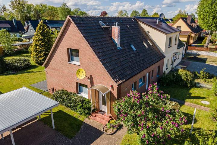 Ferienhaus für 8 Personen, mit Terrasse und Garten sowie Sauna in Rechlin
