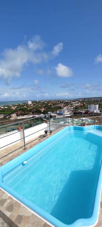 Casas e apartamentos de temporada para 6 pessoas, com terraço e vista para o lago e ainda vista and piscina em Conde (PB)