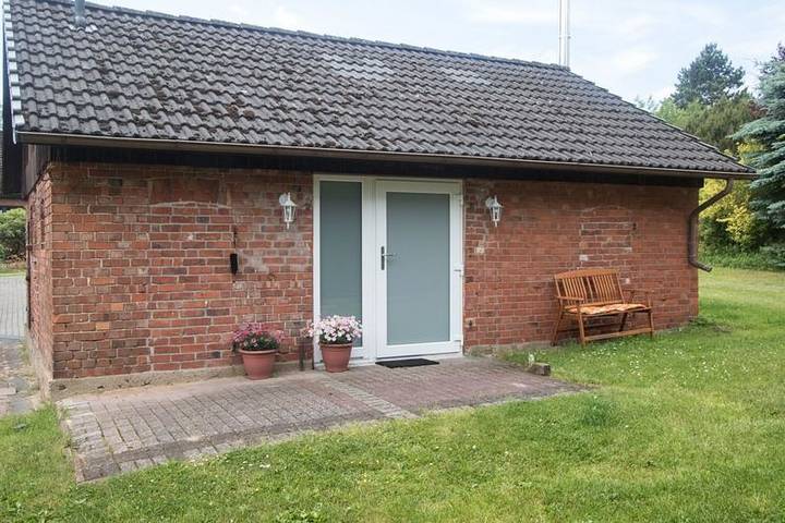 Ferienhaus für 2 Personen, mit Terrasse und Garten