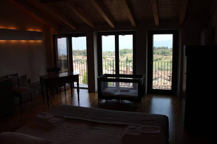 Ferienhaus für 10 Personen, mit Balkon und Garten in Gardasee-Lombardei - 4