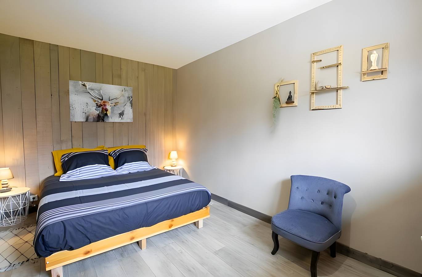 Les Silex Guest Room: Modern Comfort in the Heart of Périgord Noir in Plazac, Périgord Noir