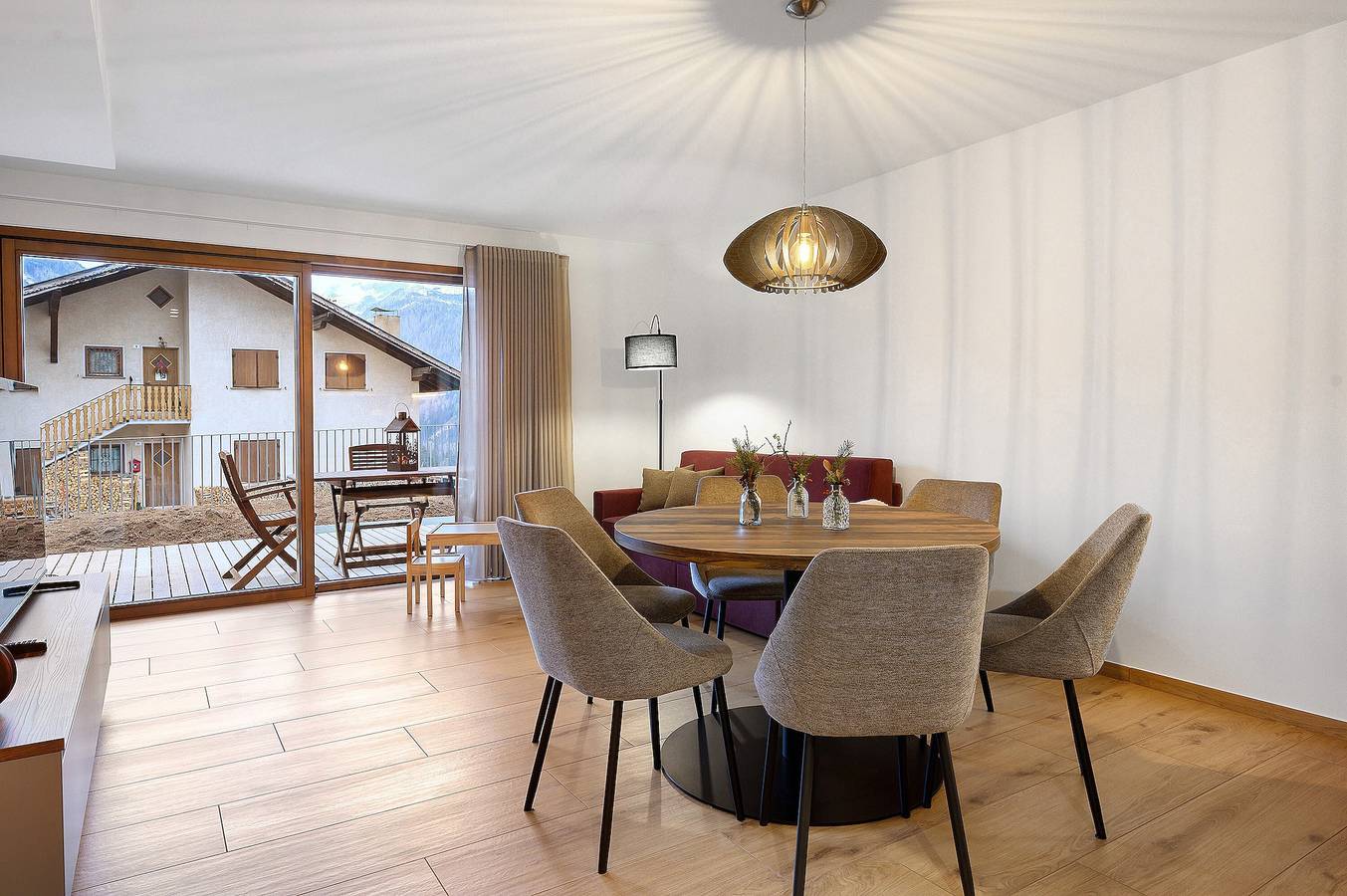 Ganze Wohnung, Rostrini Family Home Alpine Retreat mit Bergblick in Cavalese, Fleimstaler Alpen