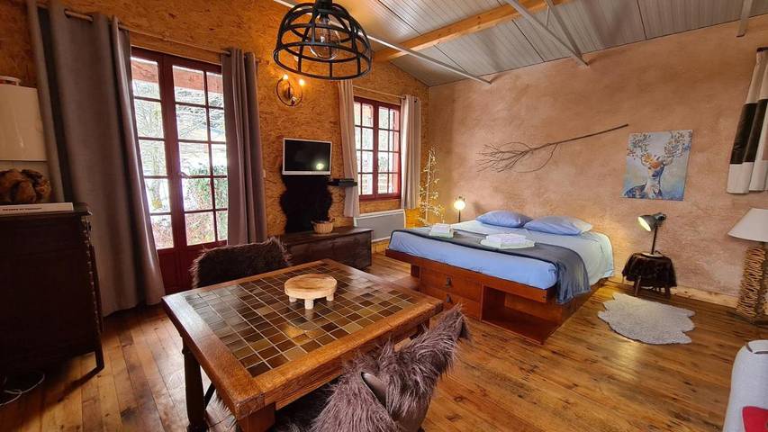 Gîte pour 4 personnes, avec jardin ainsi que vue et terrasse à Moux-en-Morvan - 3