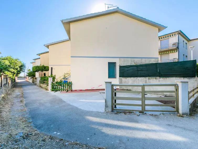 Apartamento entero, 3 estancias 5 Personas in Marina di Cecina, Cecina (desambiguación)