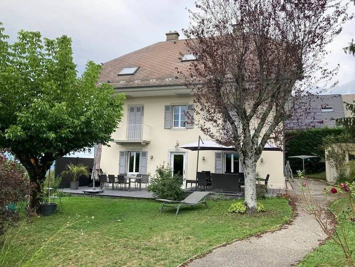 Location de vacances pour 15 personnes, avec Terrasse et Jardin à Trévignin