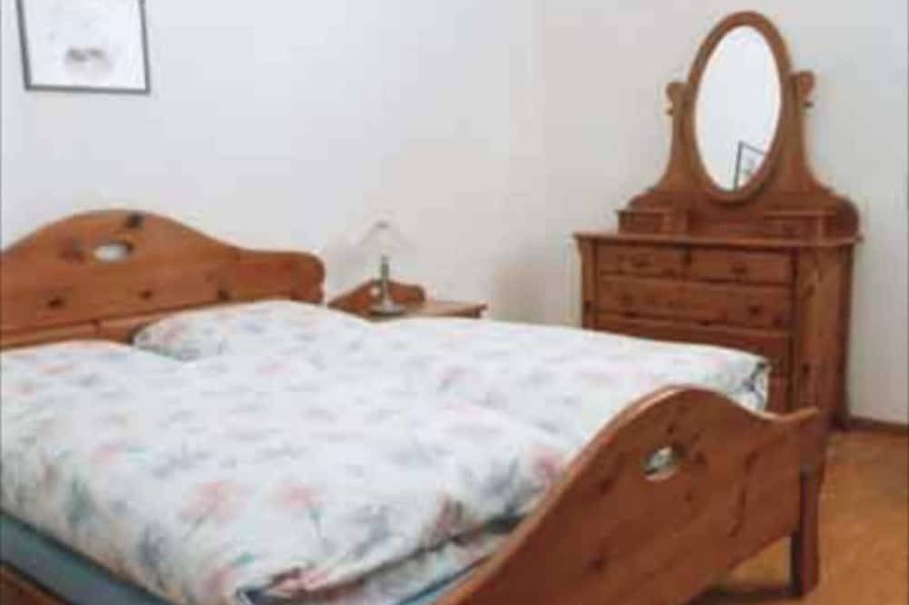 Apartamento inteiro, Apartamento Brückner - Apartamento 60m ², 1 sala / quarto, max. 3 pessoas, 1 a 3 pessoas in Bischoffingen, Vogtsburg