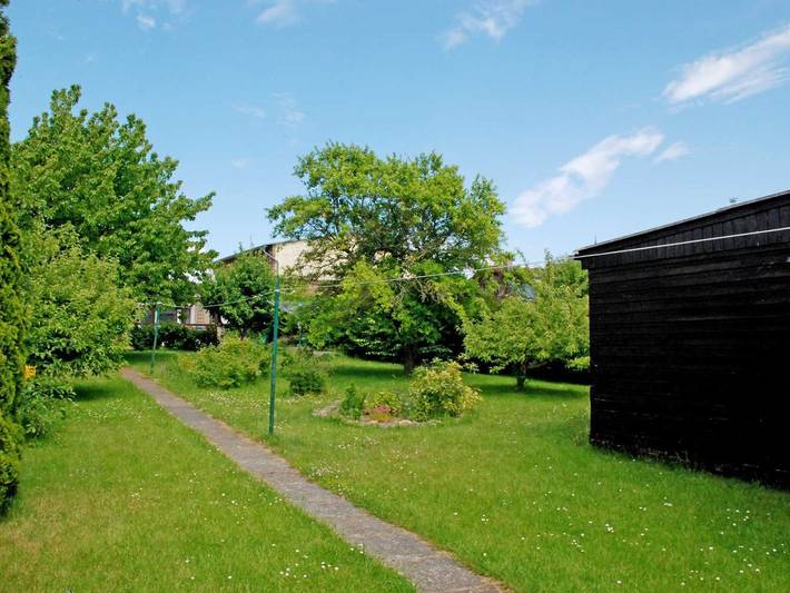 Ferienwohnung für 3 Personen, mit Terrasse und Garten sowie Seeblick in Altefähr - 2