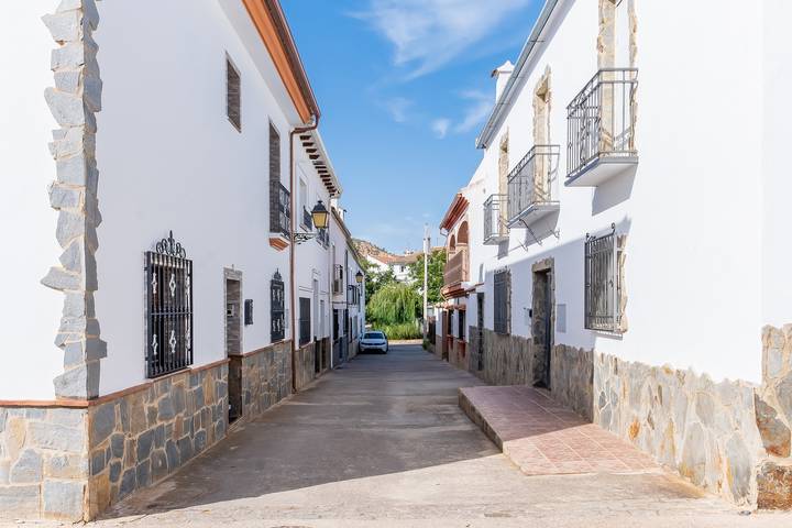 Cubo's El Postre House in El Burgo, Sierra de las Nieves