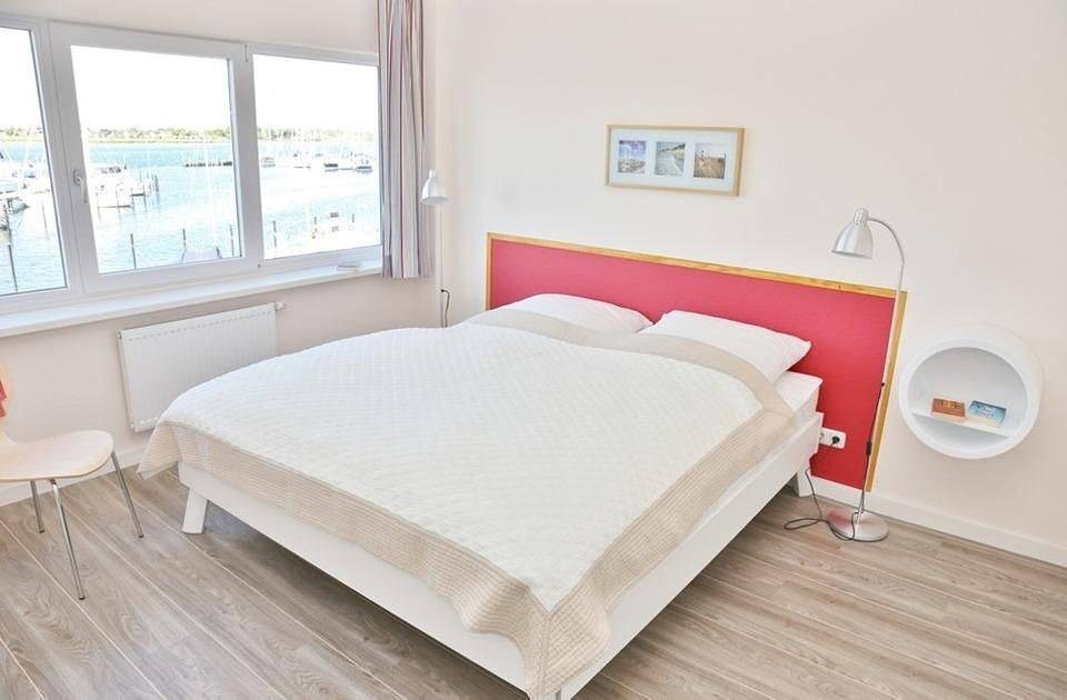 Ganze Wohnung, Apartment Am Rundsteg 6, direkt am Yachthafen mit privatem Parkplatz in Ostfehmarn, Fehmarn
