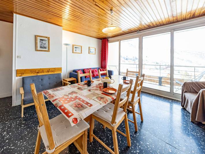 Gîte pour 8 personnes, avec balcon, animaux acceptés dans Office De Tourisme De Saint Francois Longchamp - 3