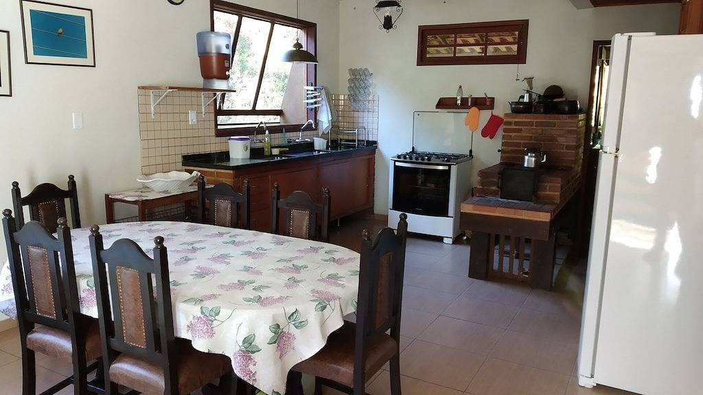 Schönes Haus am Fluss in Serra Carioca in Nova Friburgo, Rio de Janeiro (Bundesstaat)