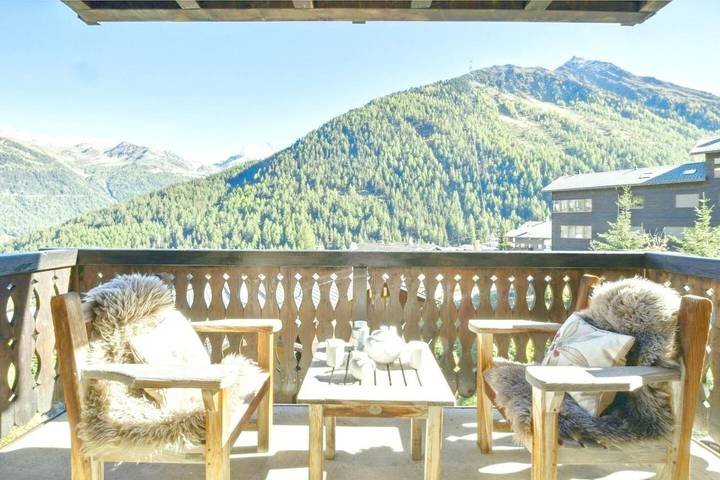 Location de vacances pour 10 personnes, avec Balcon ainsi que Terrasse et Vue dans Grimentz - 3