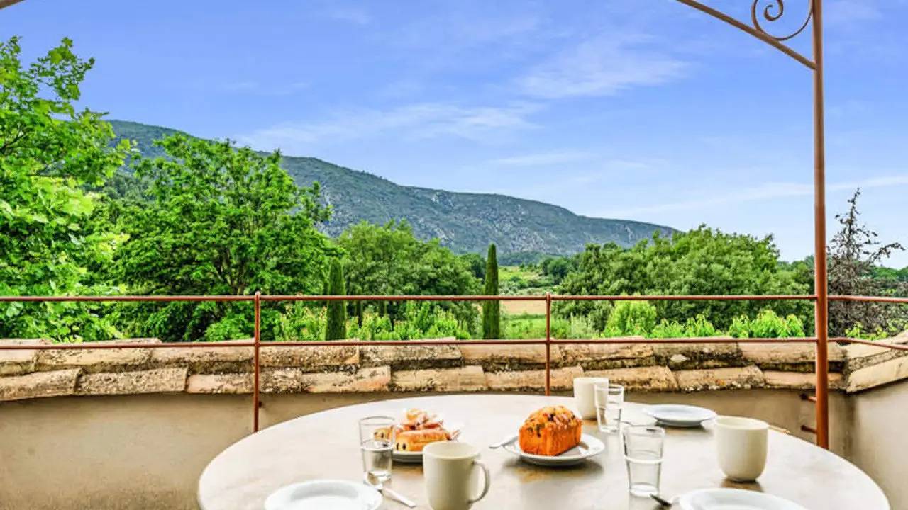 Appartement de vacances entier, Ferienwohnung für 4 Personen (45 m²) in Commune d'Oppède in Oppède, Parc naturel régional du Luberon
