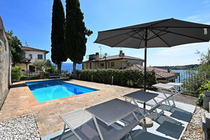 Gîte pour 2 personnes, avec piscine et vue sur le lac à Salò - 4