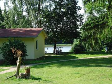 Ferienhaus für 6 Personen, mit Terrasse und Garten sowie Seeblick, kinderfreundlich in Reimershagen
