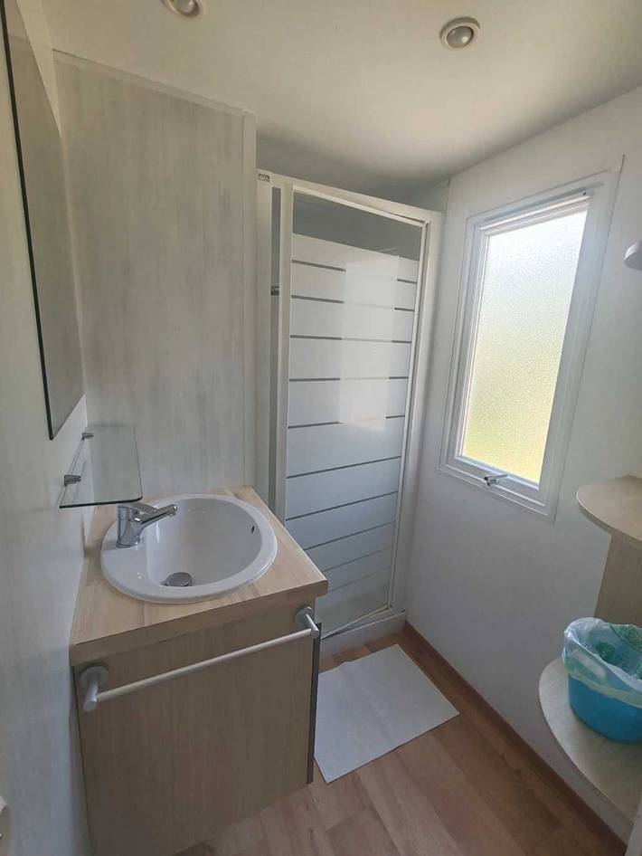 Mobil home pour 6 personnes, avec sauna et bassin pour enfant à Pouldreuzic - 3