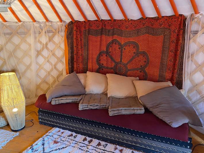 Camping pour 3 personnes, avec sauna et jardin ainsi que jacuzzi et bassin pour enfant dans Île de France - 4