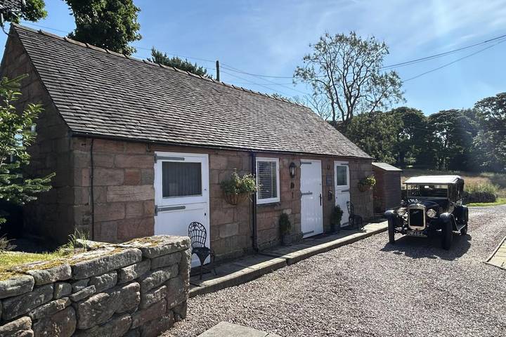 Rental for 2 people, with garden, child-friendly in Staffordshire Moorlands