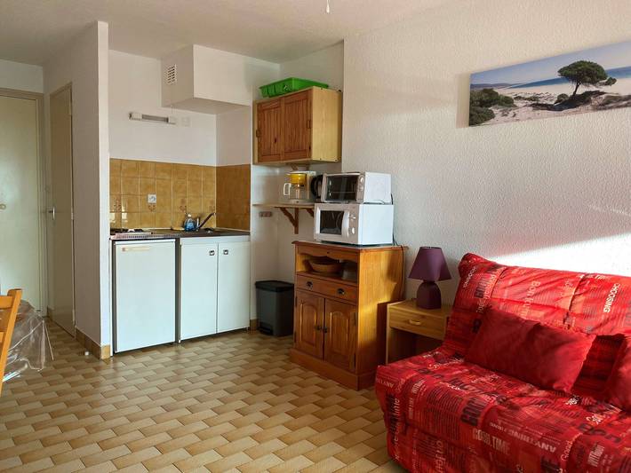 Studio entier, Studio avec climatisation, internet et garage à Balaruc-les-Bains in Balaruc-les-Bains, Côte méditerranéenne (France)