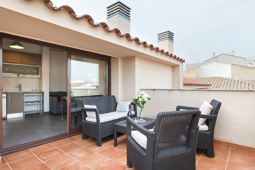 Entire apartment, Penthouse 25 km from Barcelona , matarolux1 in Mataró, Costa del Maresme
