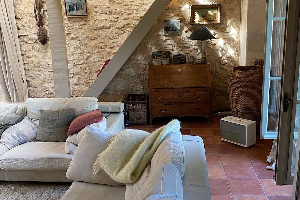 Character Haus, alte Scheune in Viens, Regionaler Naturpark Luberon