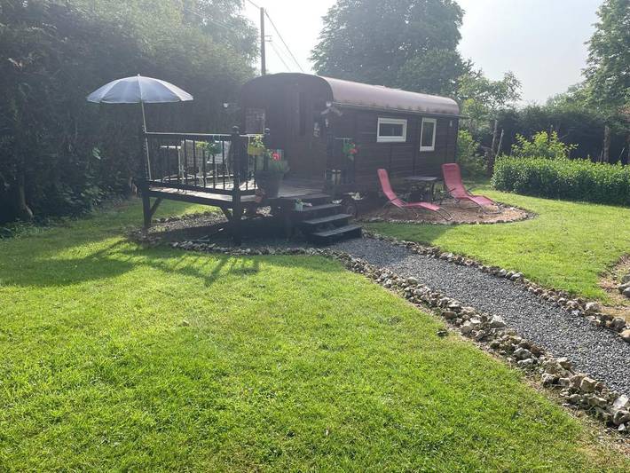 Location de vacances pour 5 personnes, avec jardin, animaux acceptés à Theillement