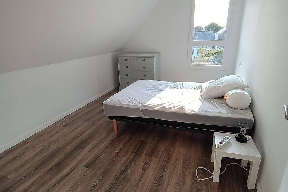 Village house 5 mn walk from shops and 10 mn from beaches. in Saint-Briac-sur-Mer, Región de Saint-Malo