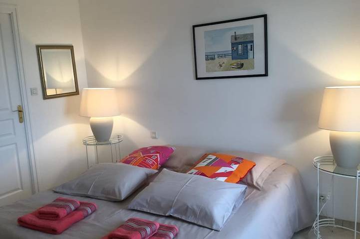 Location de vacances pour 6 personnes, avec terrasse et jardin à Primelin - 2