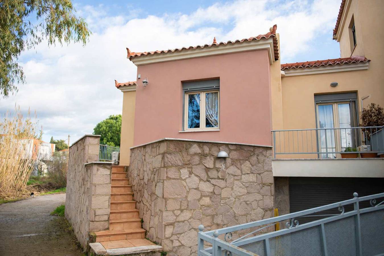 Geheel appartement, Loucas Home Kalloni Lesvos Central Stay w Balcony in Lesbos