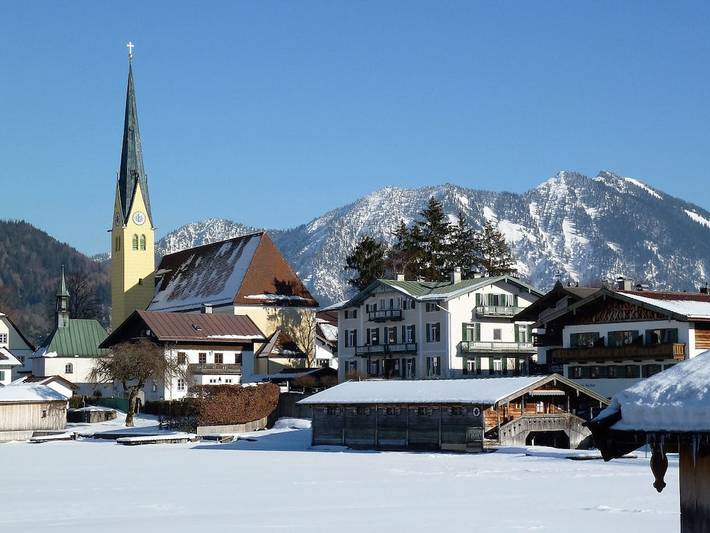 Ferienhaus für 4 Personen, mit Balkon und Ausblick sowie Seeblick in Rottach-Egern - 3